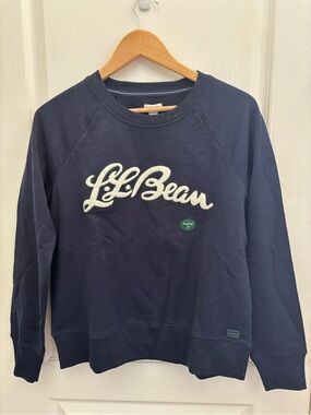 Brand New! L.L. Bean Womans Navy Crewneck Sweater - Classic Logo